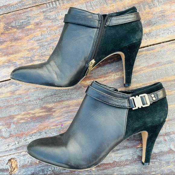 Vince Camuto Leather Suede Cut Out Heels Crop Booties - Picture 4 of 16